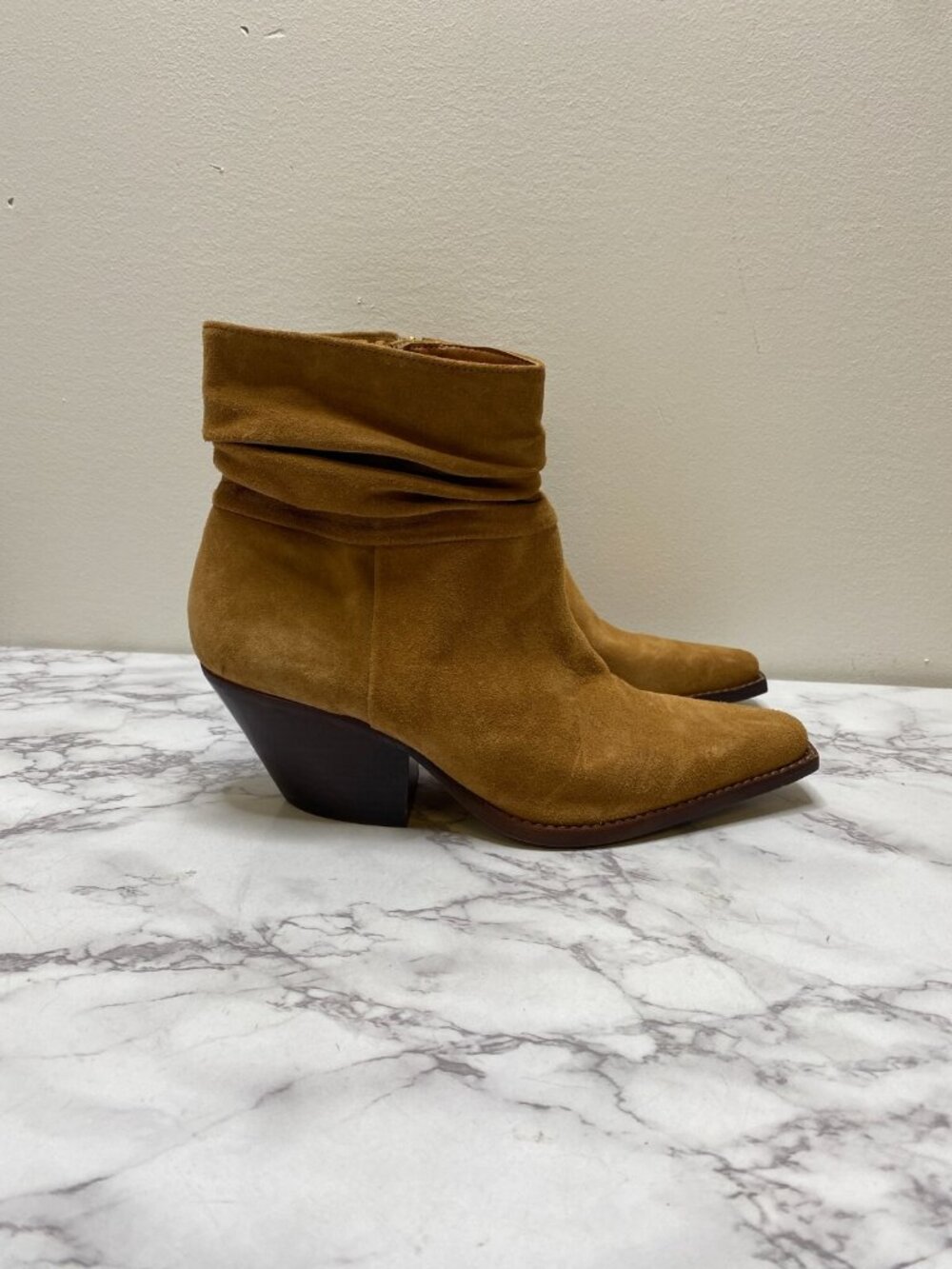 Vince Camuto Nerlinji Slouch  Light Cognac Leather Upper Bootie Women Sz 9
